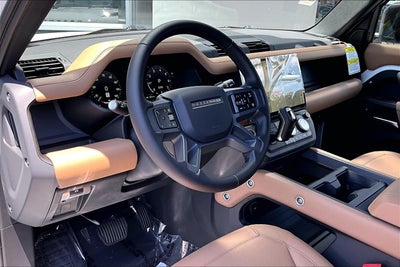 2026 Land Rover Defender 110 X-Dynamic SE