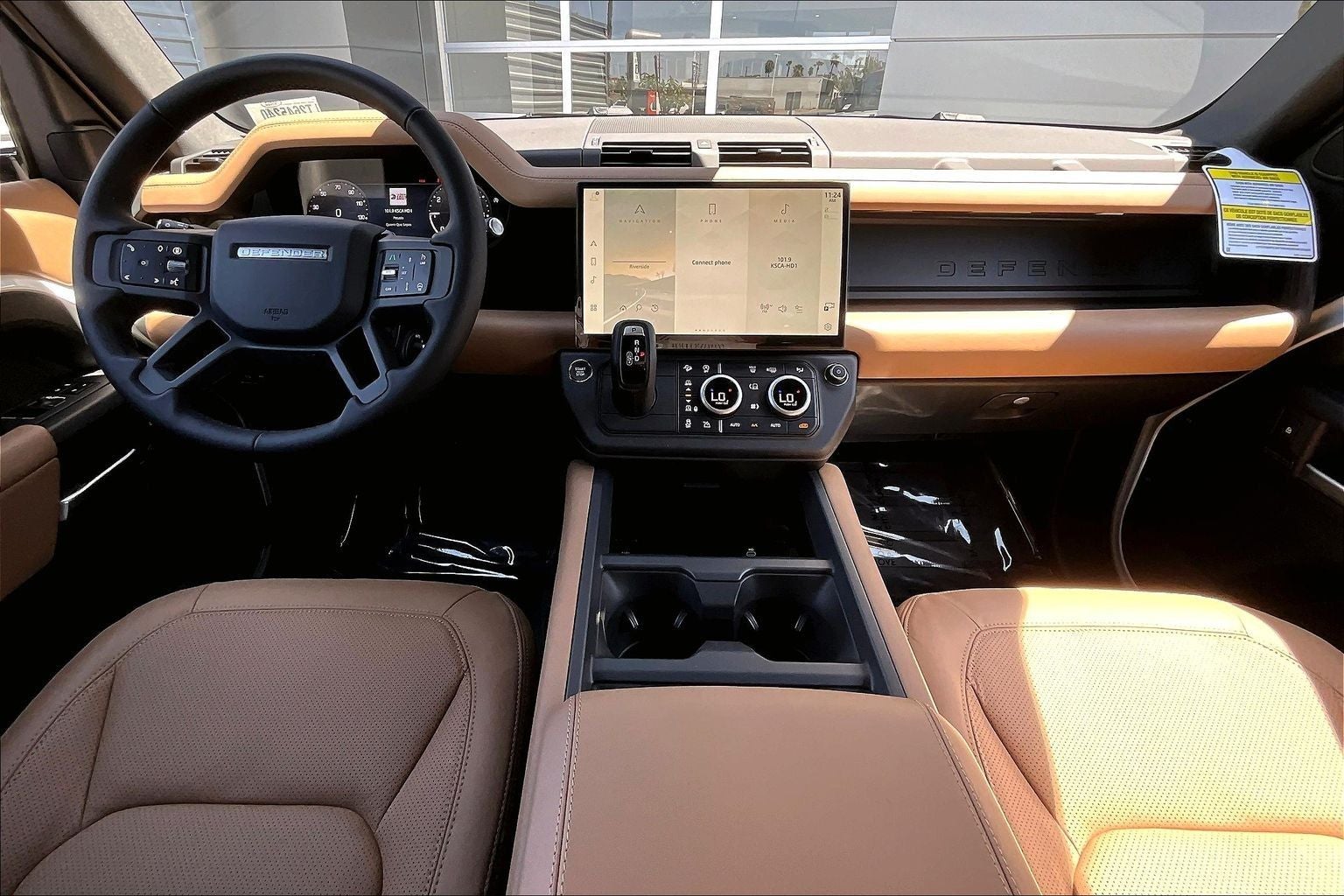 2026 Land Rover Defender 110 X-Dynamic SE