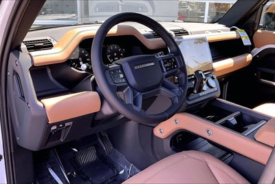 2026 Land Rover Defender 110 X-Dynamic SE
