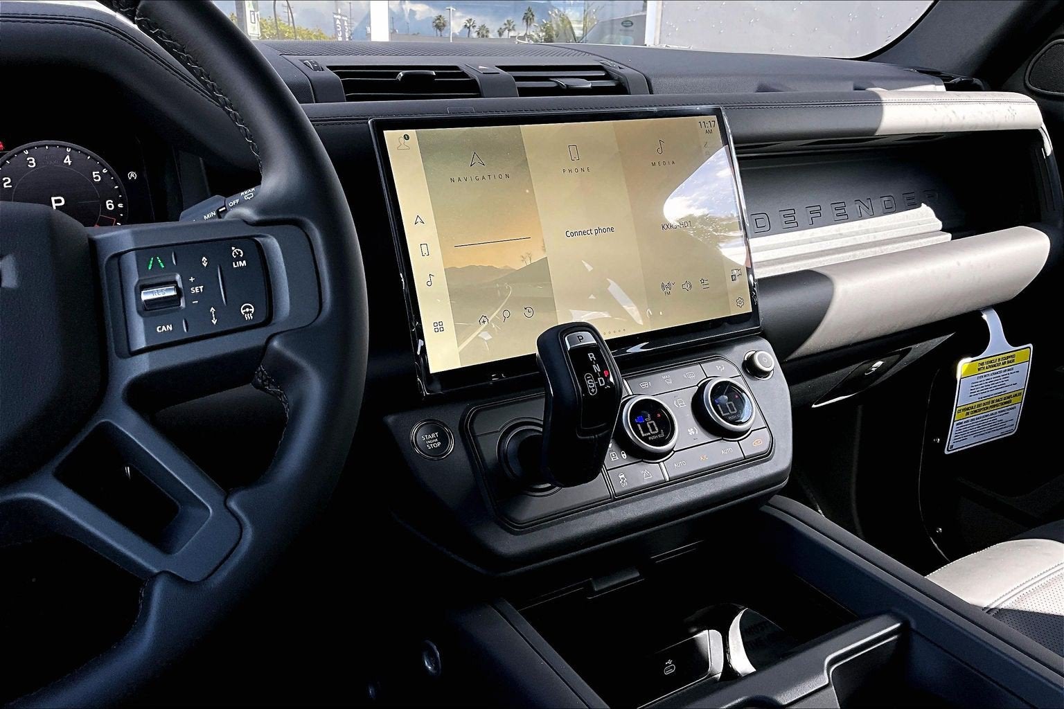2026 Land Rover Defender 110 X-Dynamic SE