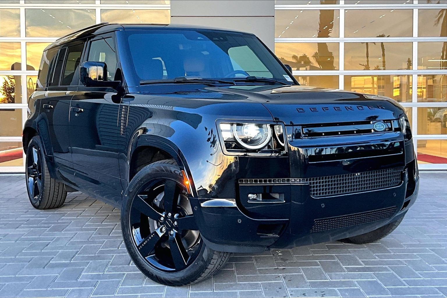 2026 Land Rover Defender 110 X-Dynamic SE