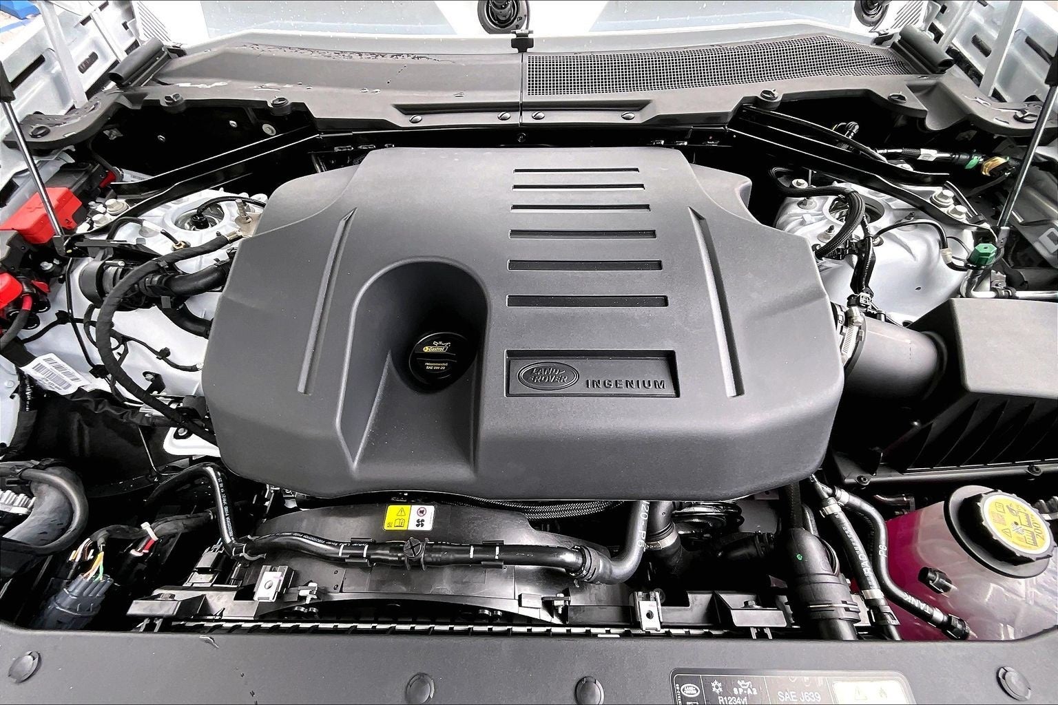 2026 Land Rover Defender 110 X-Dynamic SE