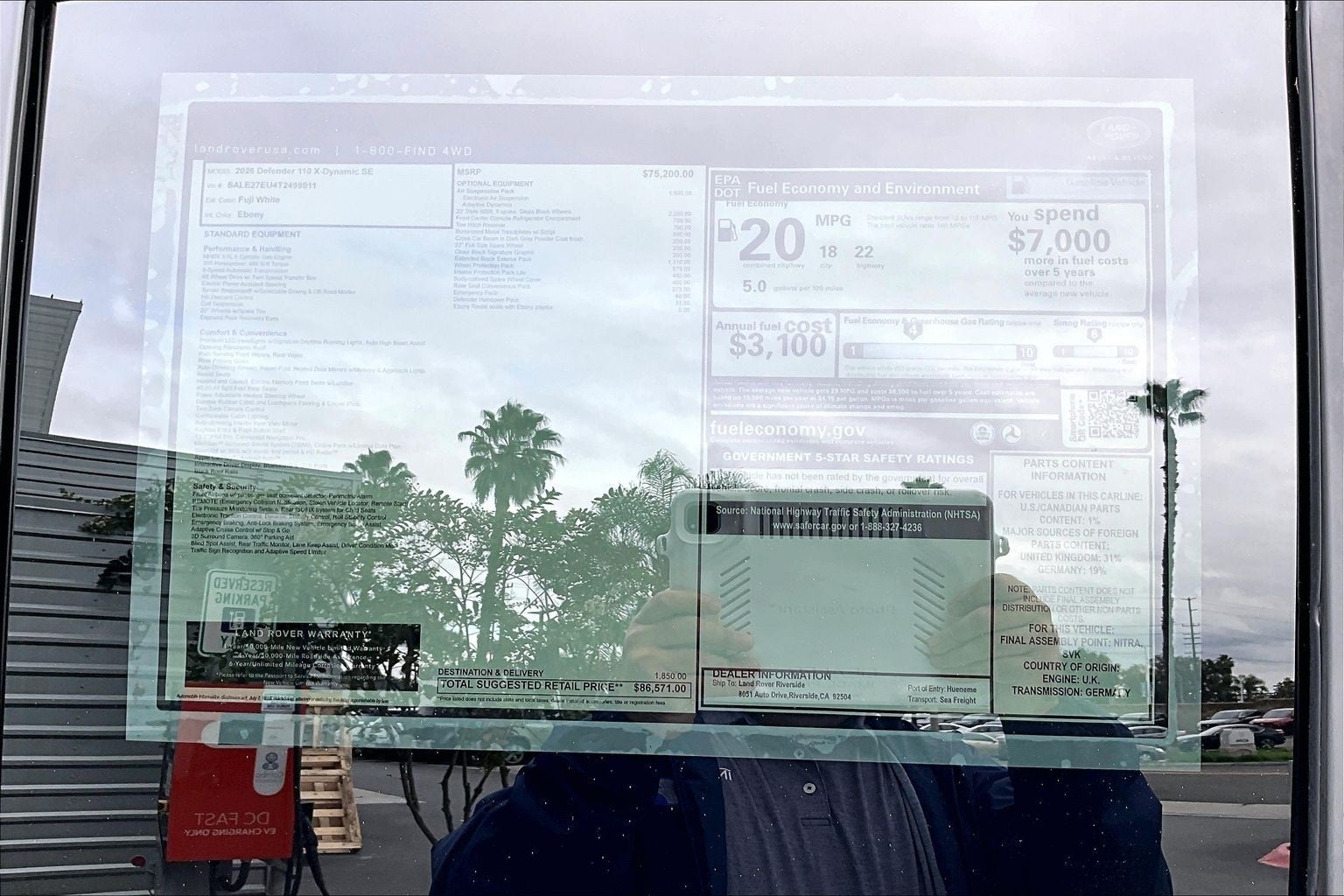 2026 Land Rover Defender 110 X-Dynamic SE
