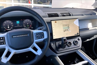 2026 Land Rover Defender 110 X-Dynamic SE