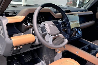 2026 Land Rover Defender 110 X-Dynamic SE