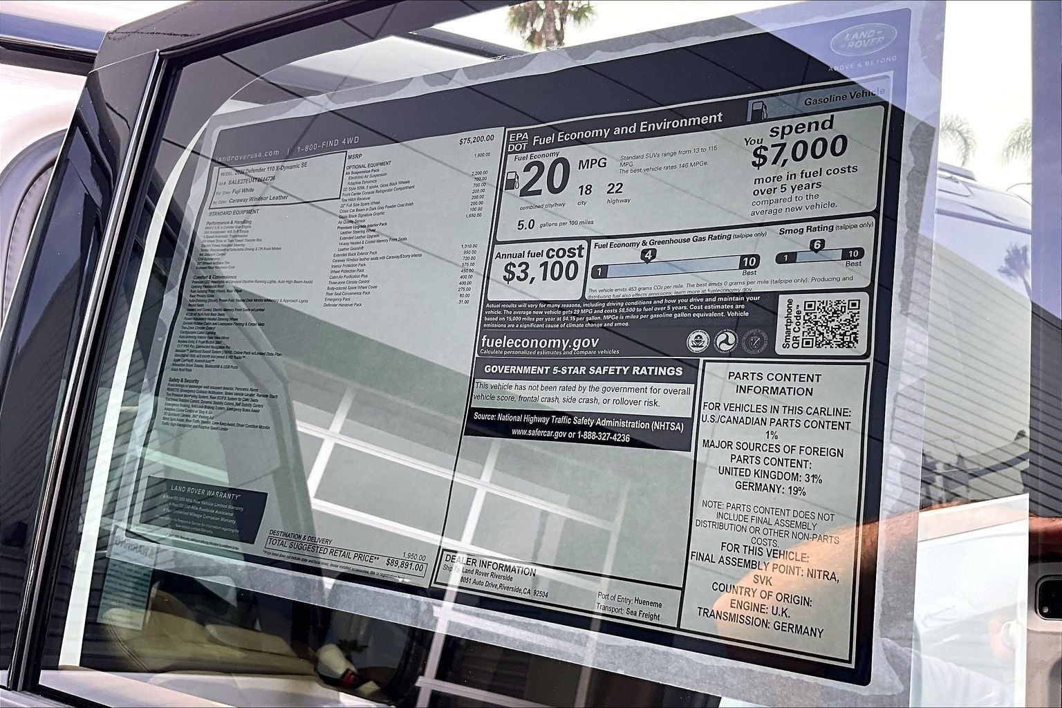 2026 Land Rover Defender 110 X-Dynamic SE