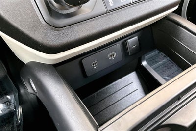 2024 Land Rover Defender 110 X-Dynamic SE