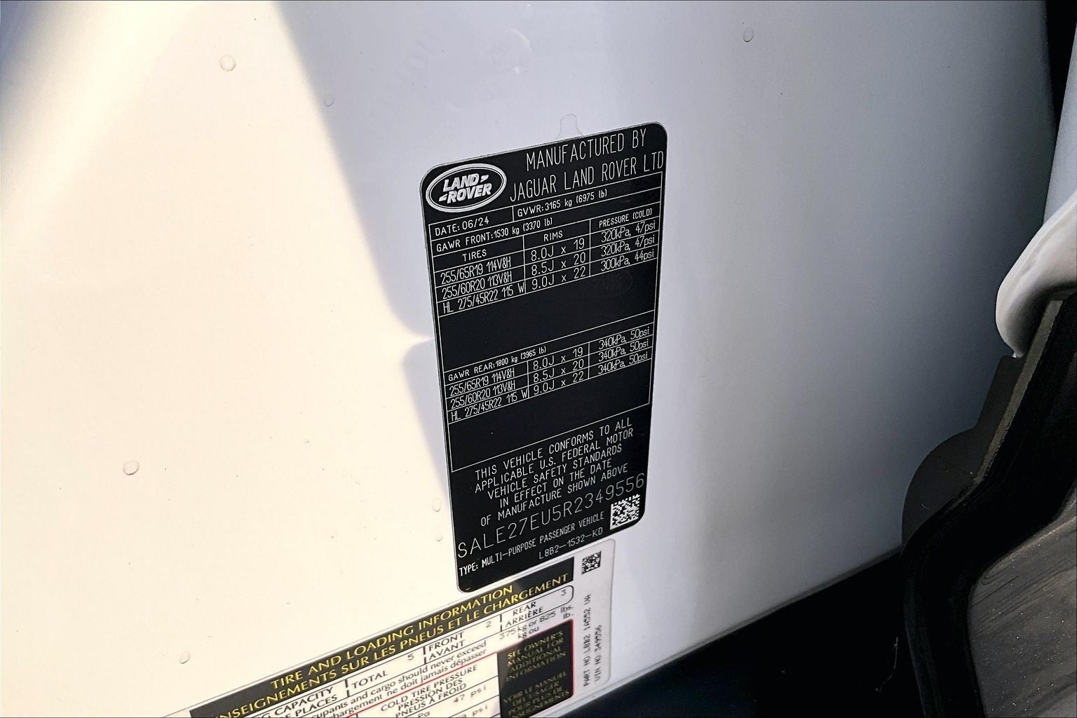 2024 Land Rover Defender 110 X-Dynamic SE