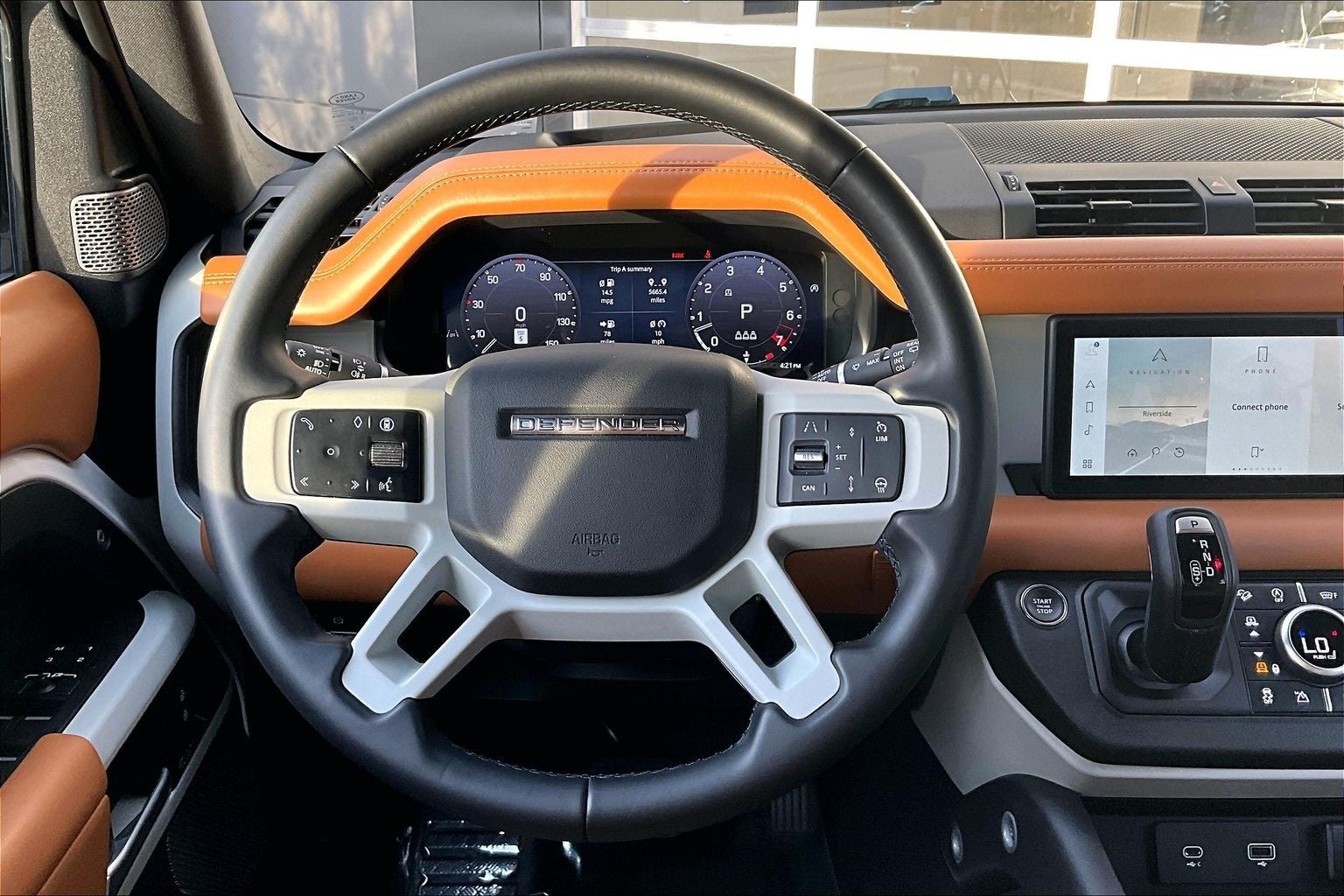 2024 Land Rover Defender 110 X-Dynamic SE