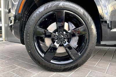 2026 Land Rover Defender 110 X-Dynamic SE