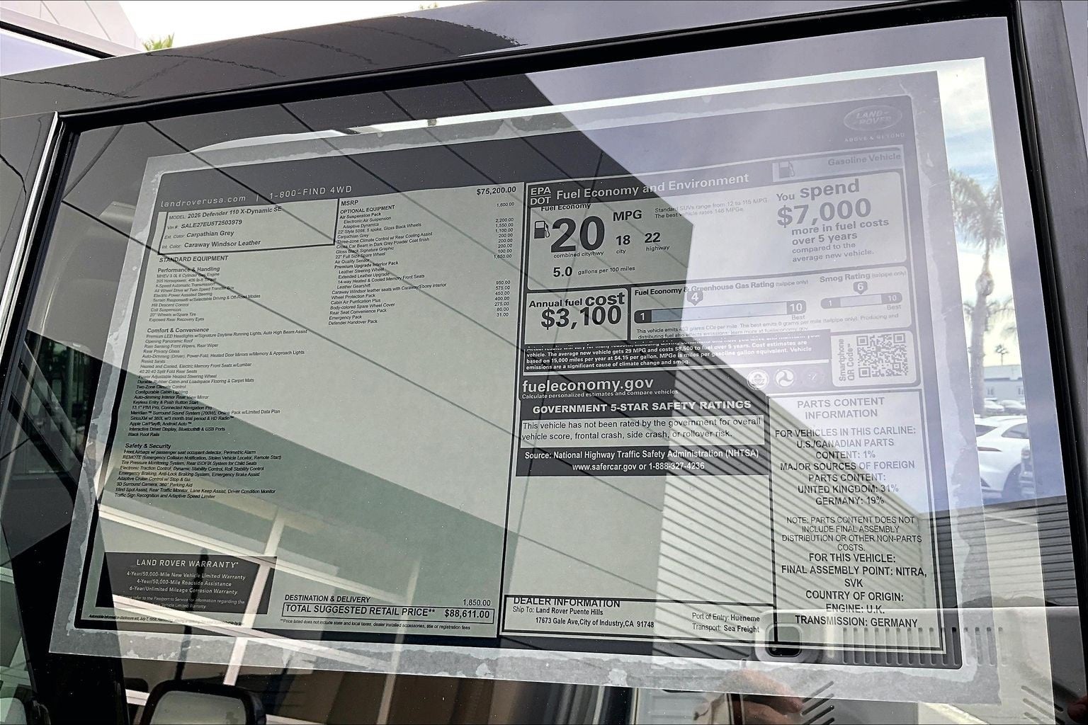 2026 Land Rover Defender 110 X-Dynamic SE