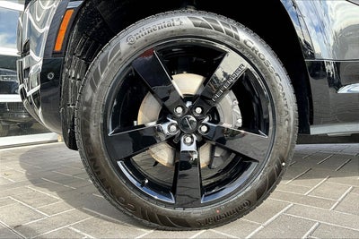 2026 Land Rover Defender 110 X-Dynamic SE