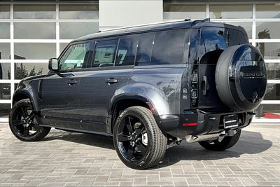 2026 Land Rover Defender 110 X-Dynamic SE