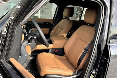 2026 Land Rover Defender 110 X-Dynamic SE