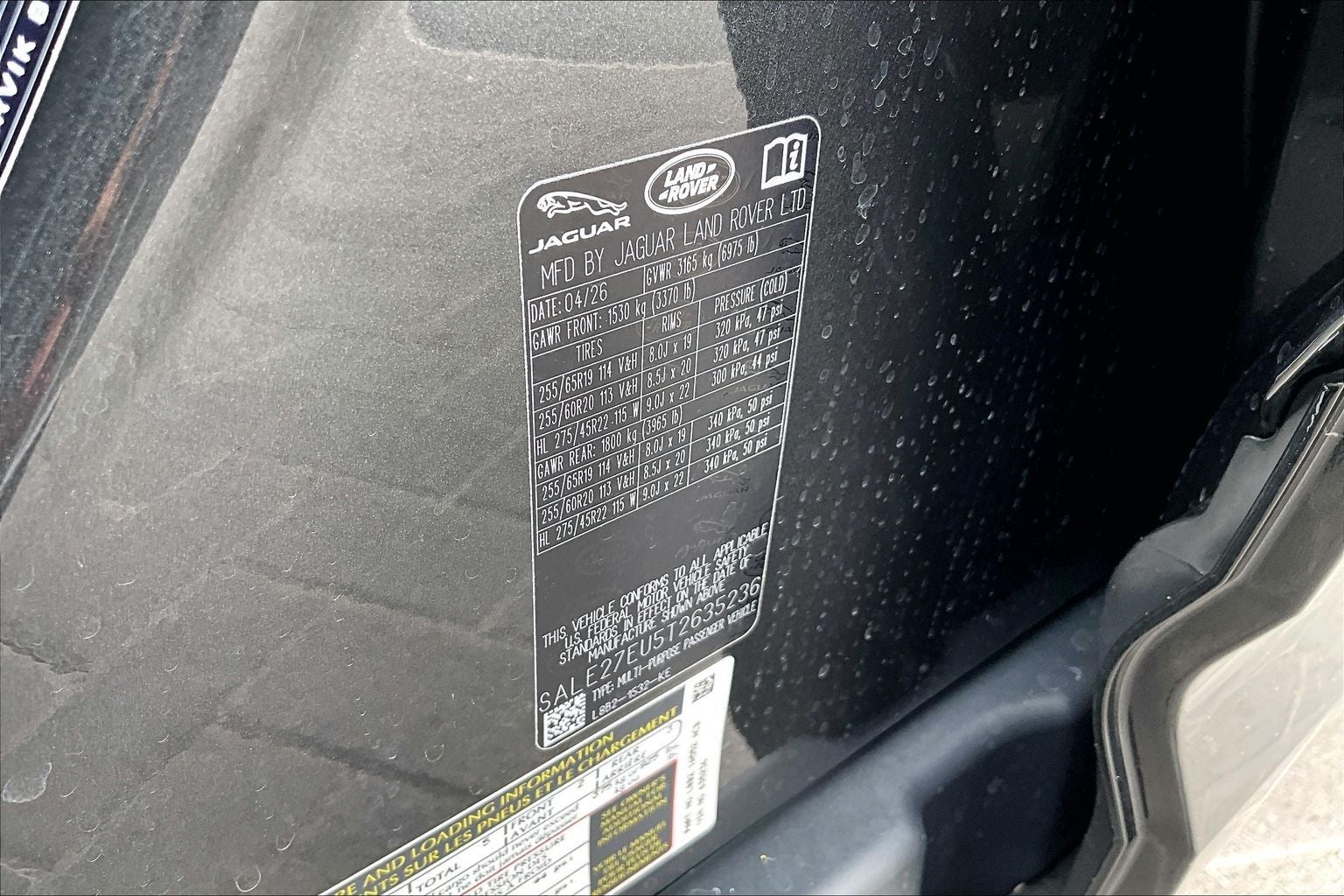 2026 Land Rover Defender 110 X-Dynamic SE