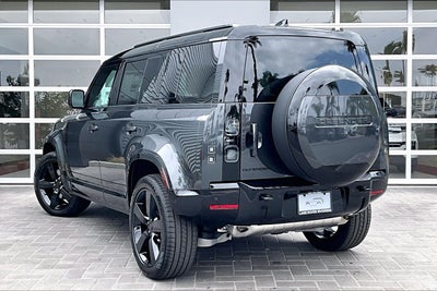 2026 Land Rover Defender 110 X-Dynamic SE
