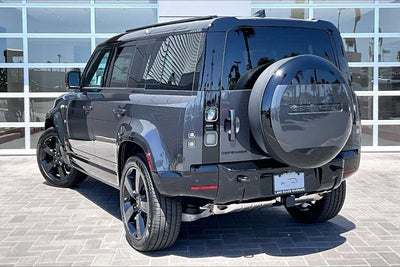 2026 Land Rover Defender 110 X-Dynamic SE