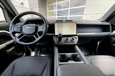 2026 Land Rover Defender 110 X-Dynamic SE