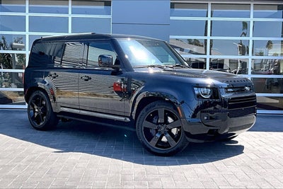 2026 Land Rover Defender 110 X-Dynamic SE