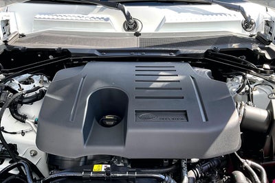 2026 Land Rover Defender 110 X-Dynamic SE