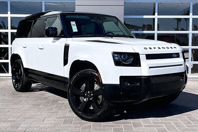 2026 Land Rover Defender 110 X-Dynamic SE