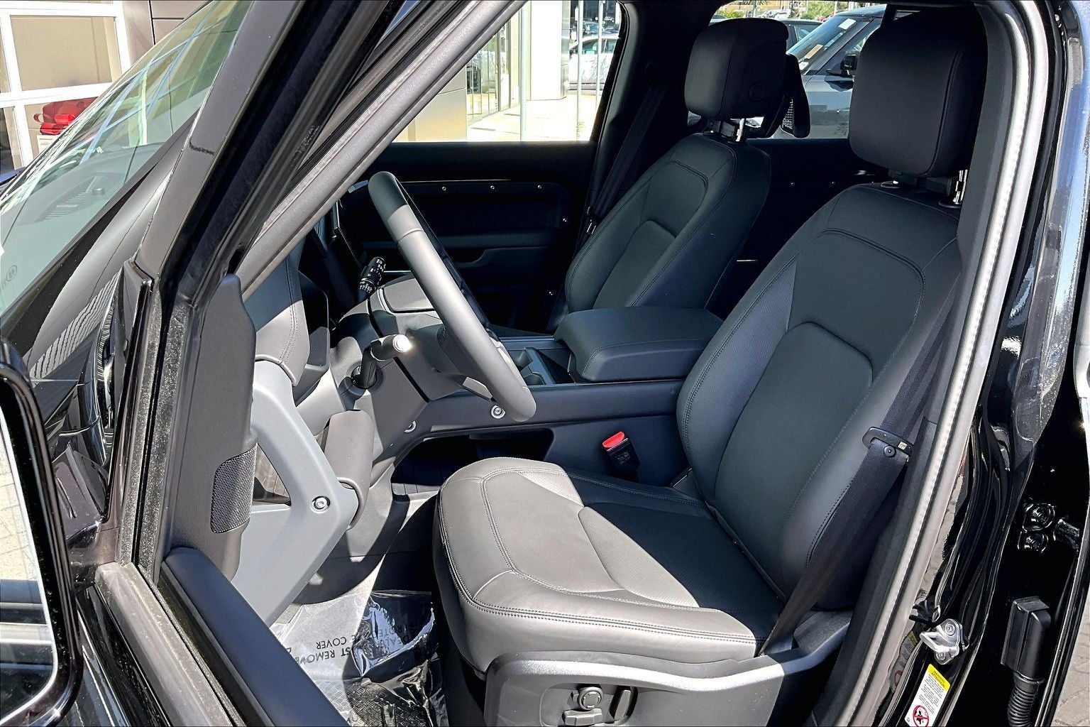 2026 Land Rover Defender 110 X-Dynamic SE