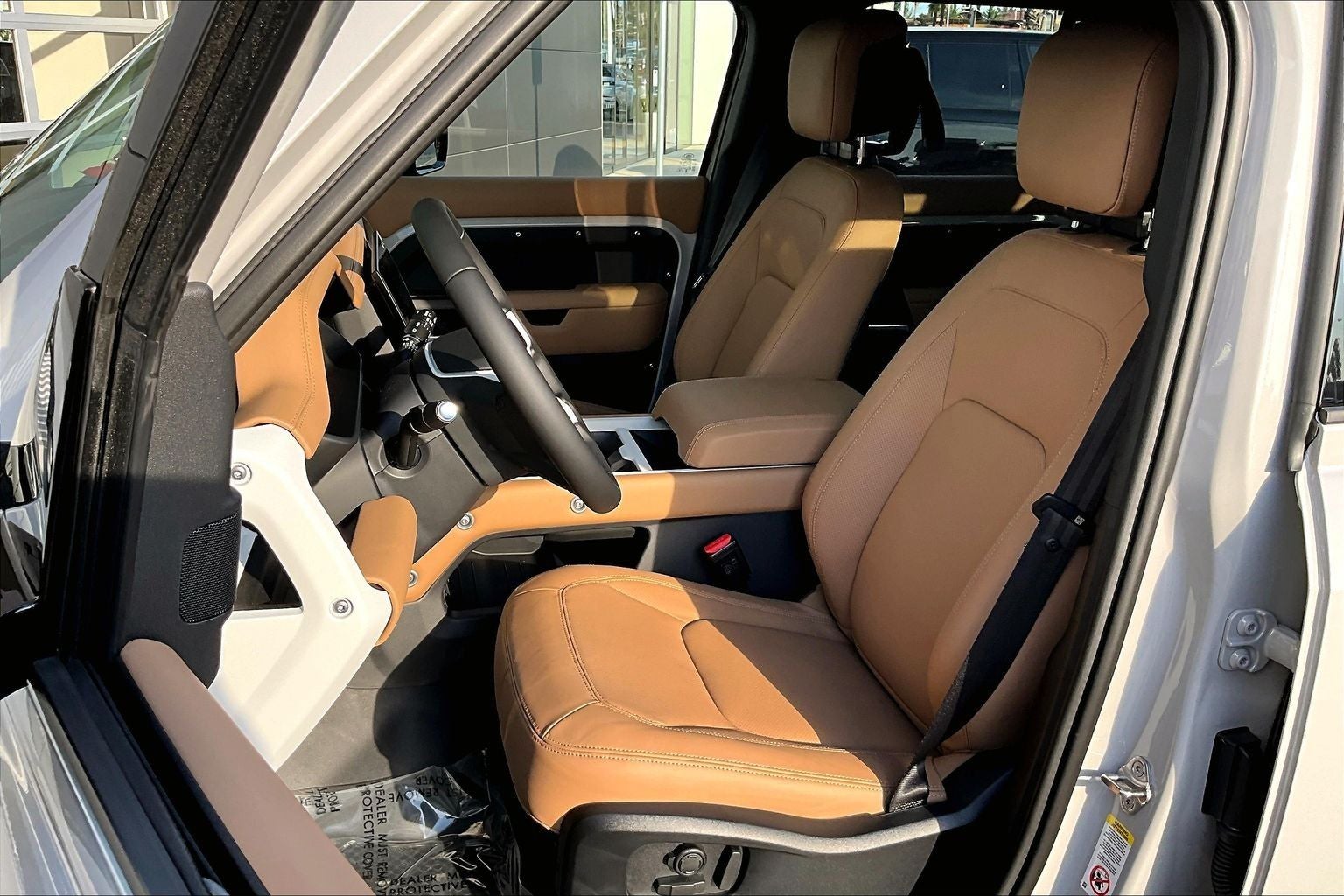 2026 Land Rover Defender 110 X-Dynamic SE