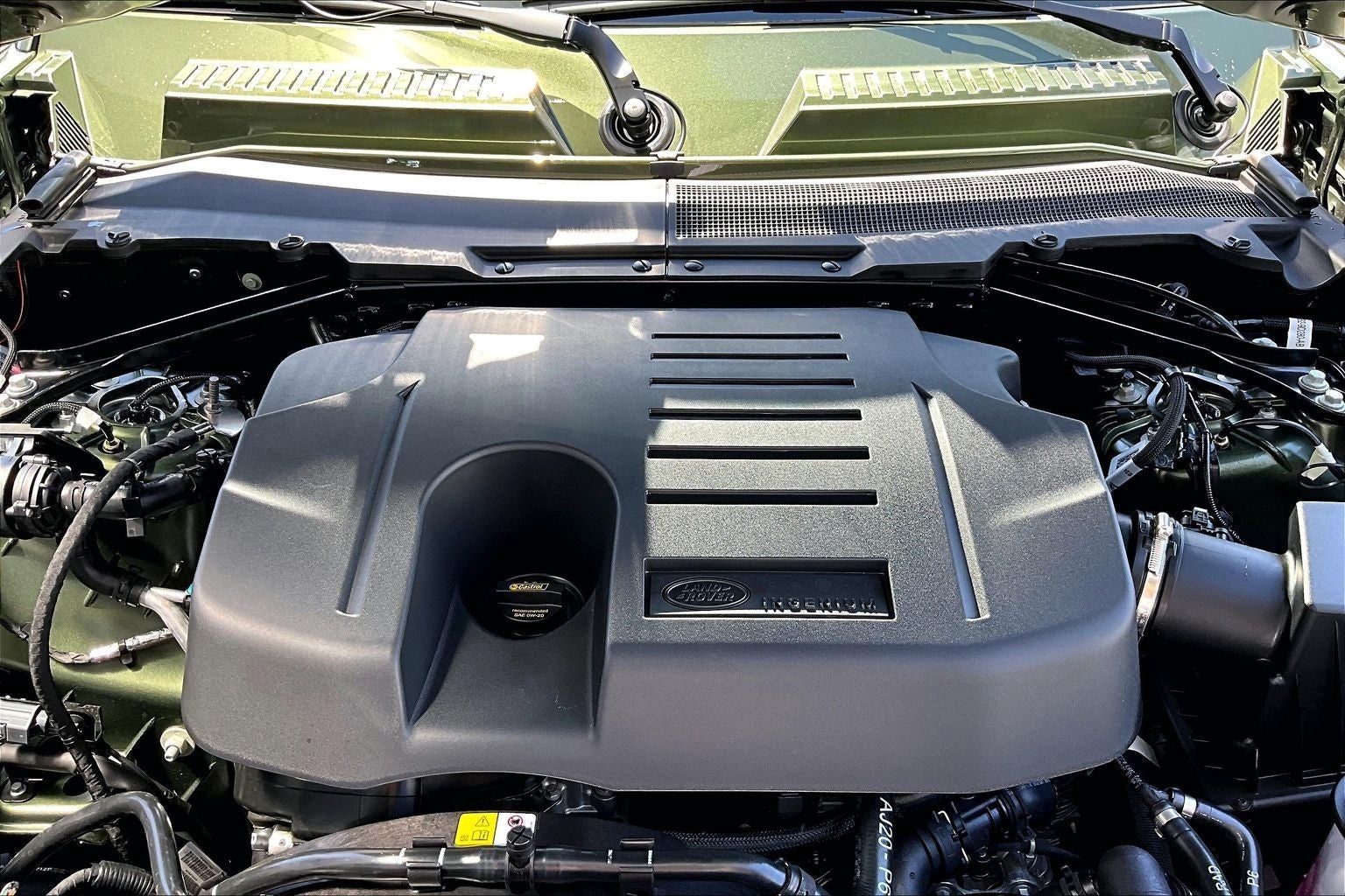 2026 Land Rover Defender 110 X-Dynamic SE