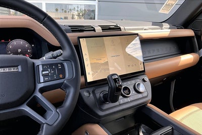 2026 Land Rover Defender 110 X-Dynamic SE