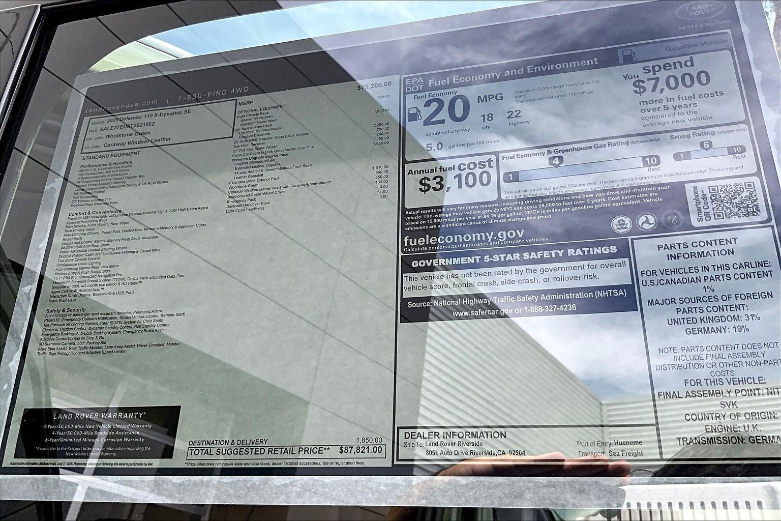 2026 Land Rover Defender 110 X-Dynamic SE