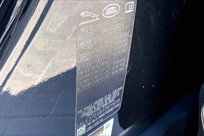 2026 Land Rover Defender 110 X-Dynamic SE