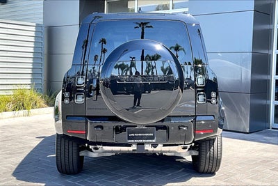 2026 Land Rover Defender 110 X-Dynamic SE