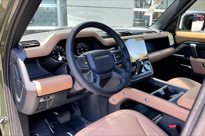 2026 Land Rover Defender 110 X-Dynamic SE