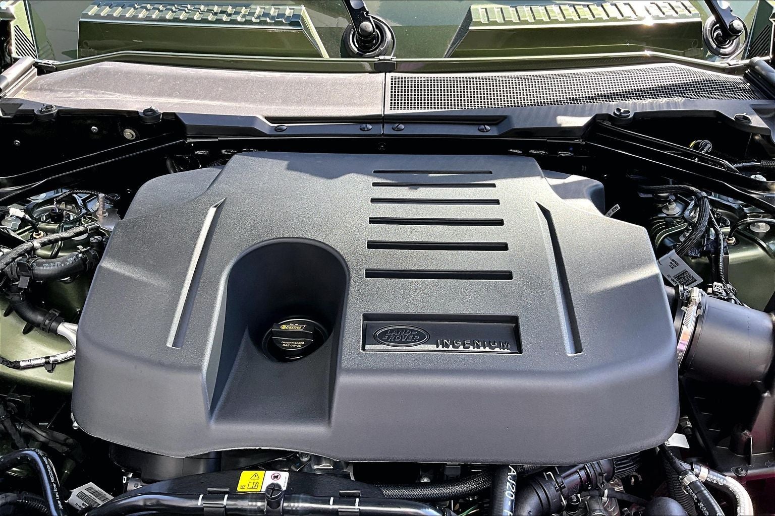 2026 Land Rover Defender 110 X-Dynamic SE