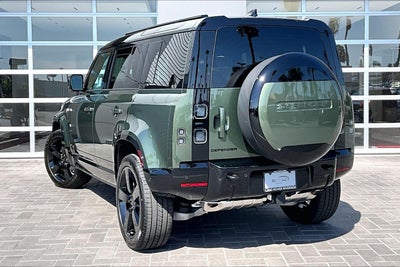 2026 Land Rover Defender 110 X-Dynamic SE