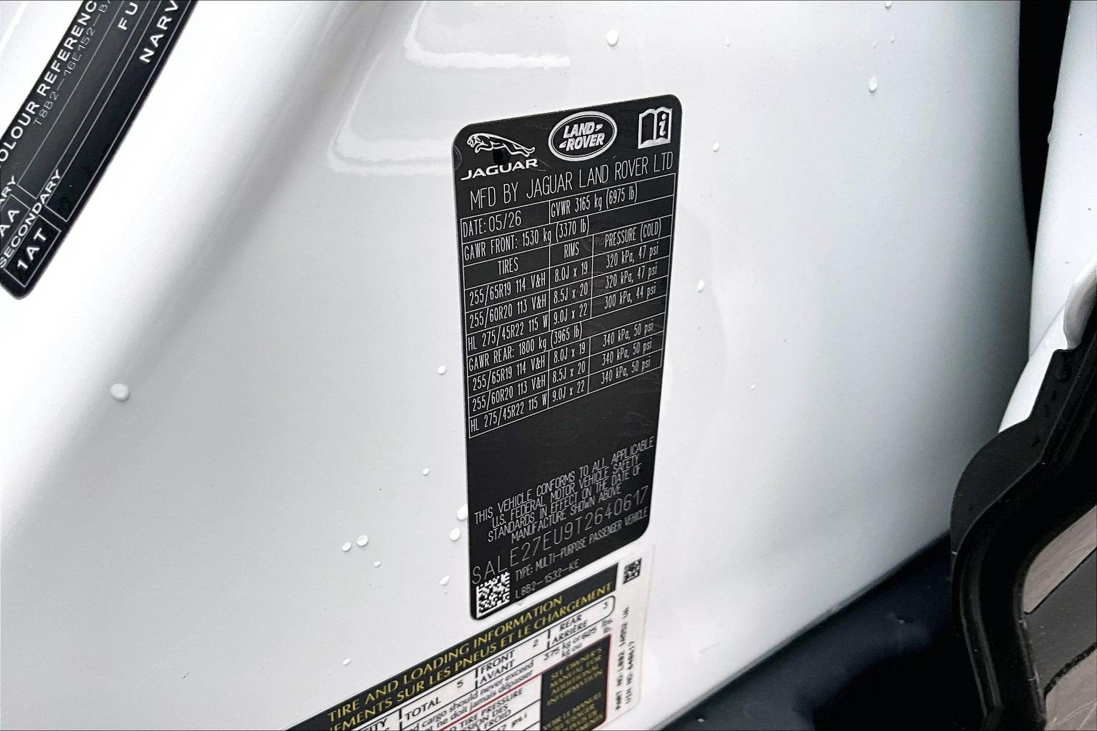 2026 Land Rover Defender 110 X-Dynamic SE
