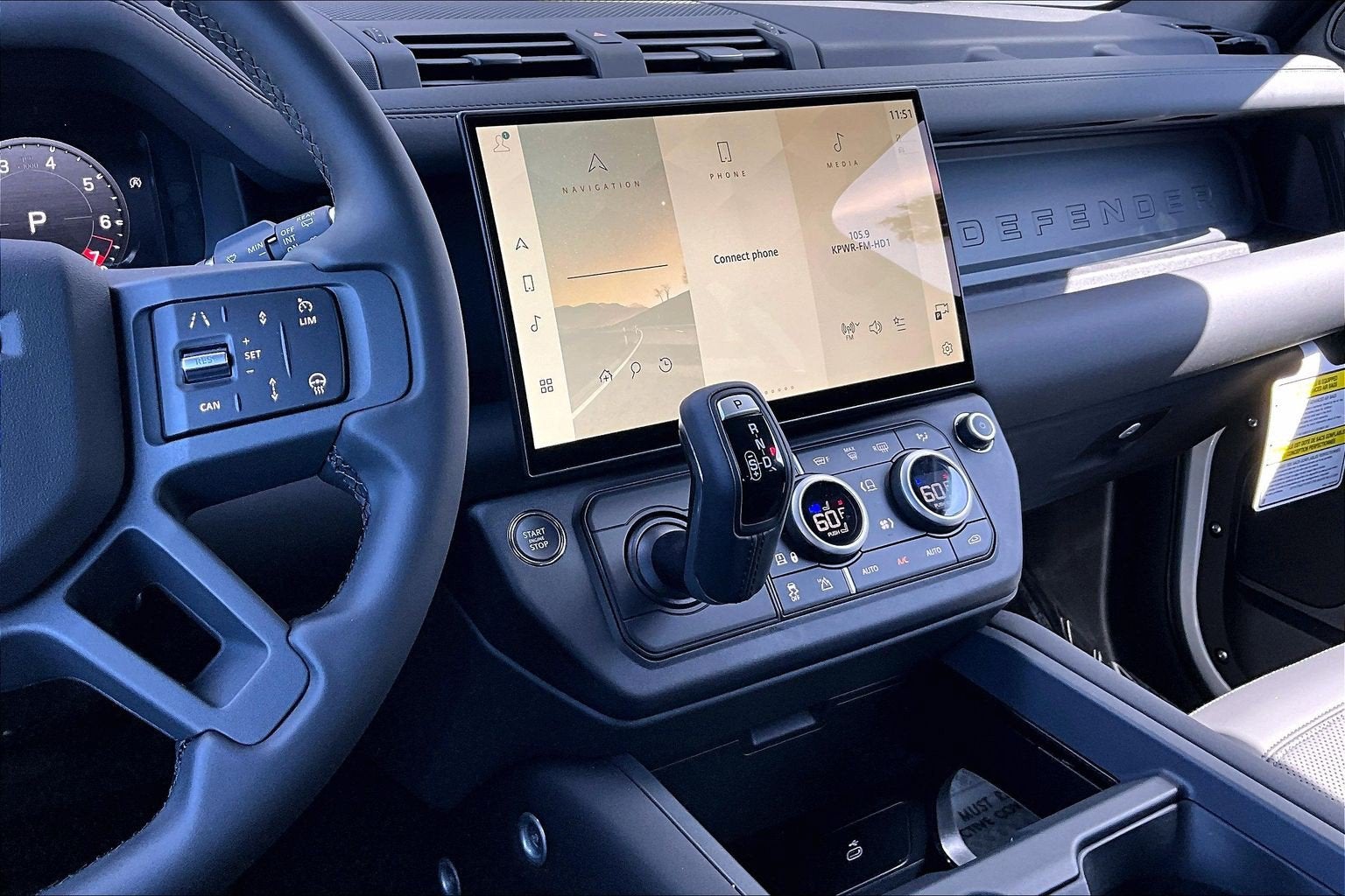 2026 Land Rover Defender 110 X-Dynamic SE