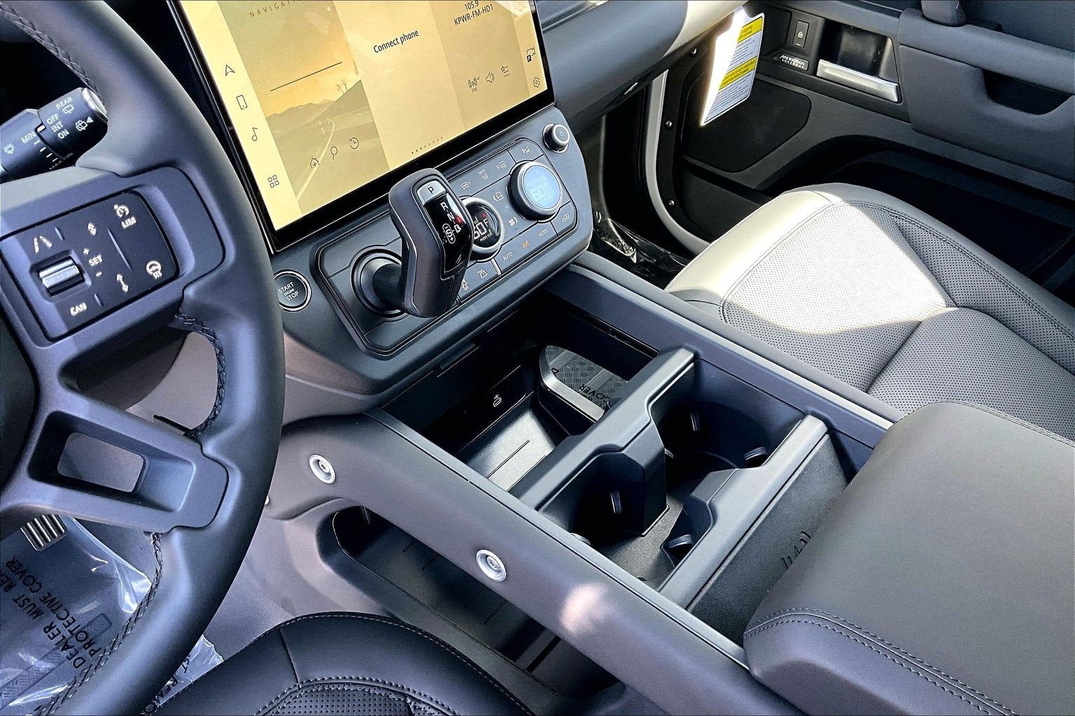 2026 Land Rover Defender 110 X-Dynamic SE