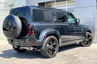 2025 Land Rover Defender 110 X-Dynamic SE