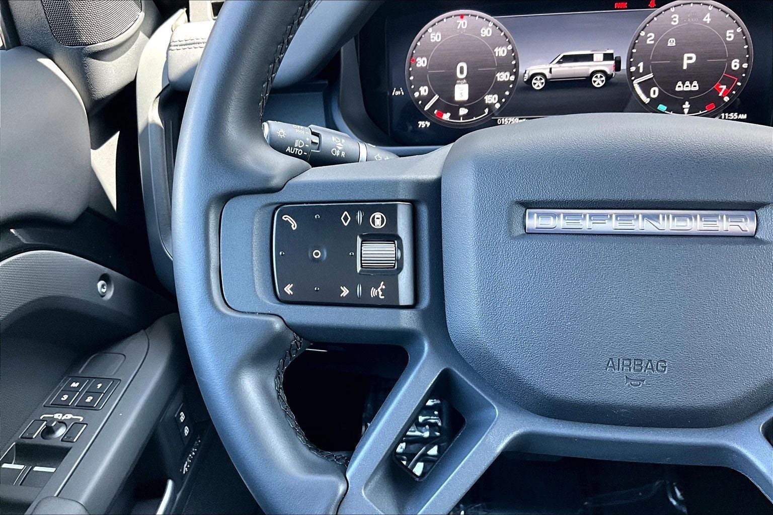 2025 Land Rover Defender 110 X-Dynamic SE