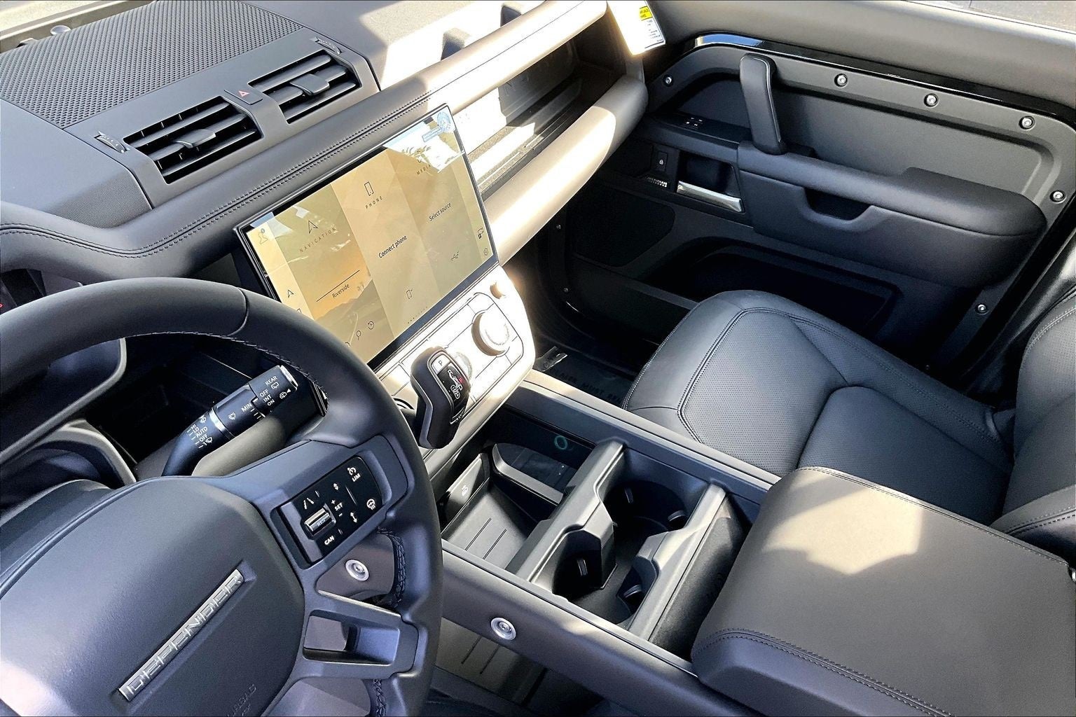 2026 Land Rover Defender 110 X-Dynamic SE