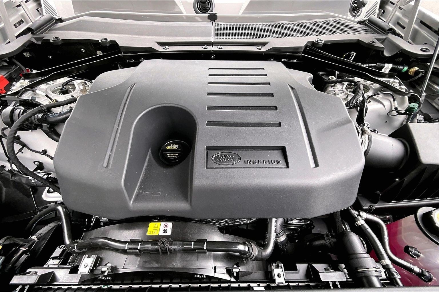 2026 Land Rover Defender 110 X-Dynamic SE