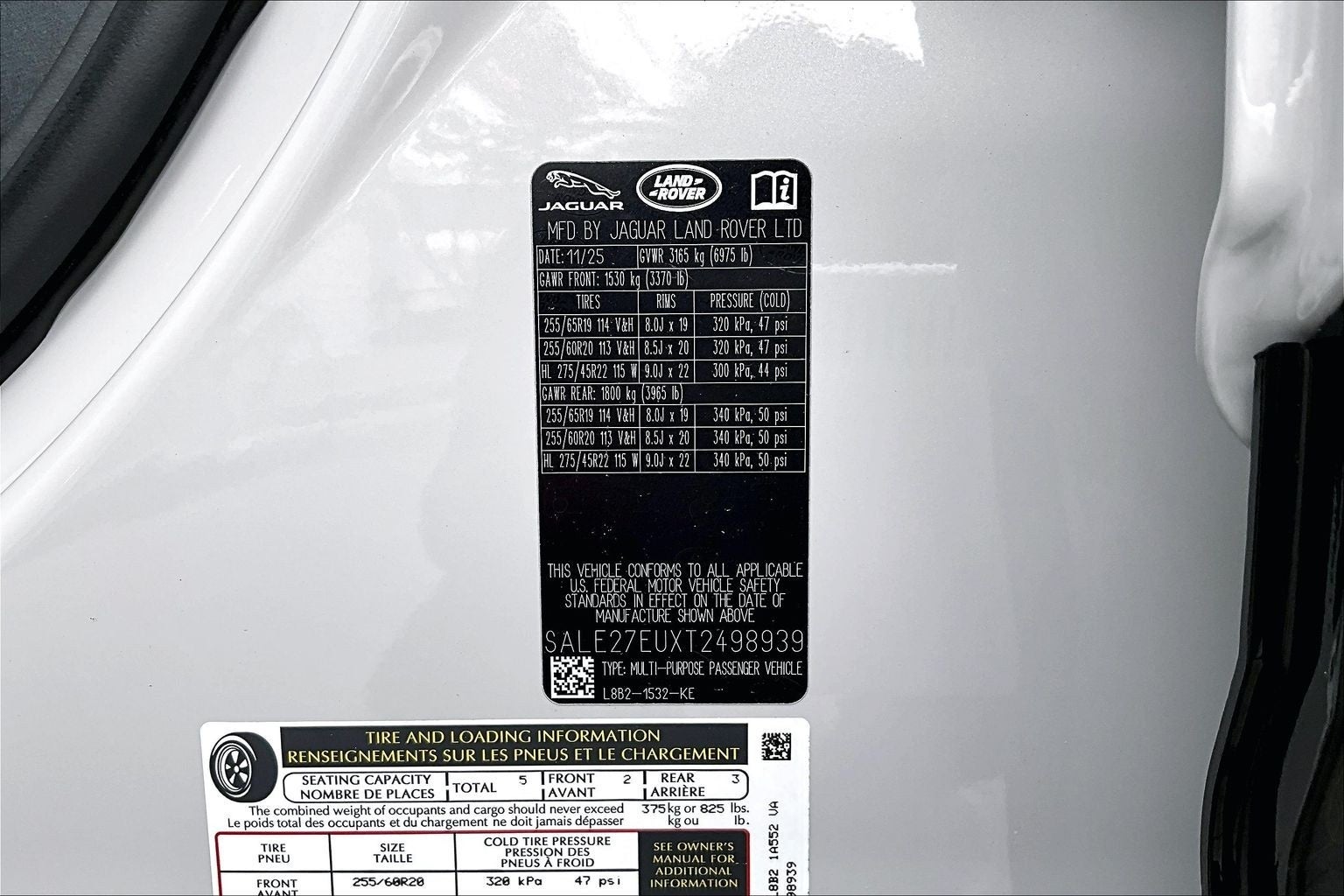 2026 Land Rover Defender 110 X-Dynamic SE