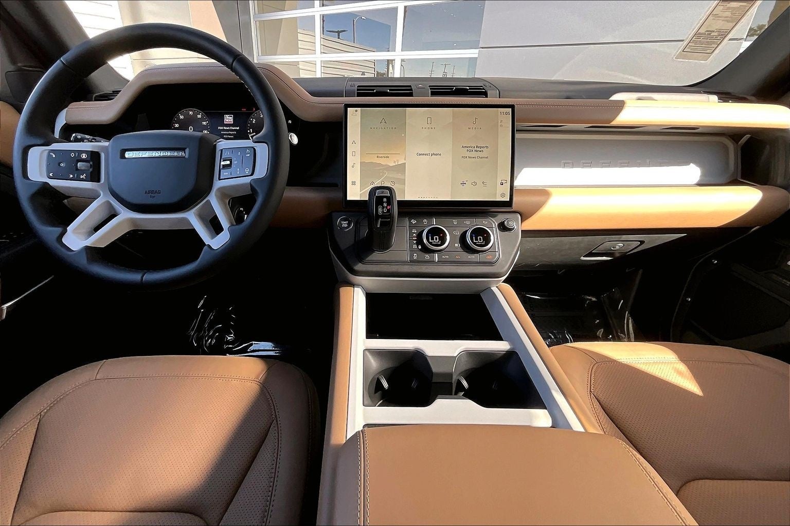 2026 Land Rover Defender 110 X-Dynamic SE