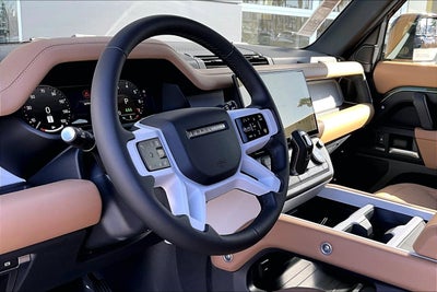 2026 Land Rover Defender 110 X-Dynamic SE