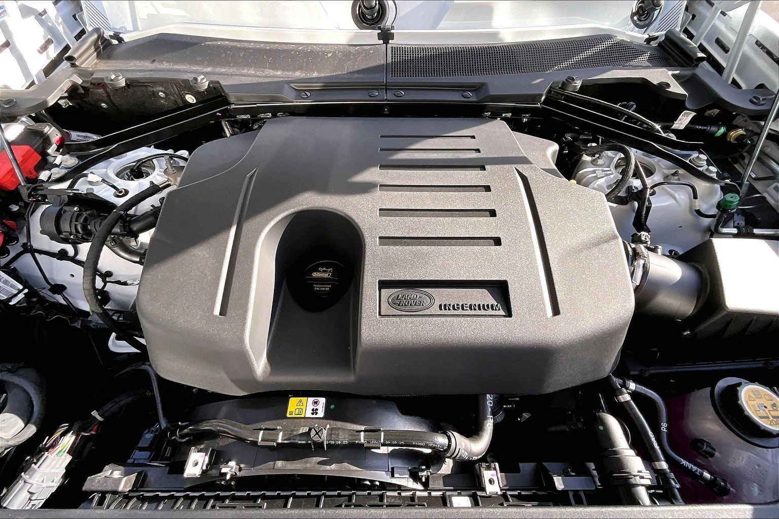 2026 Land Rover Defender 110 X-Dynamic SE