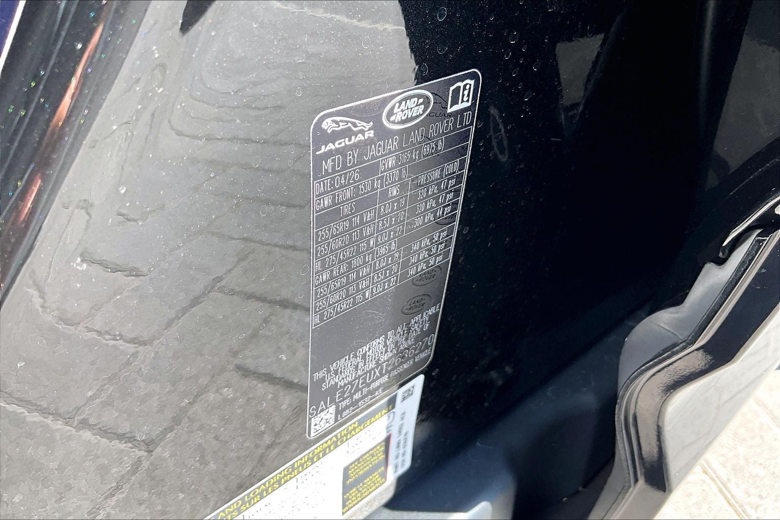 2026 Land Rover Defender 110 X-Dynamic SE