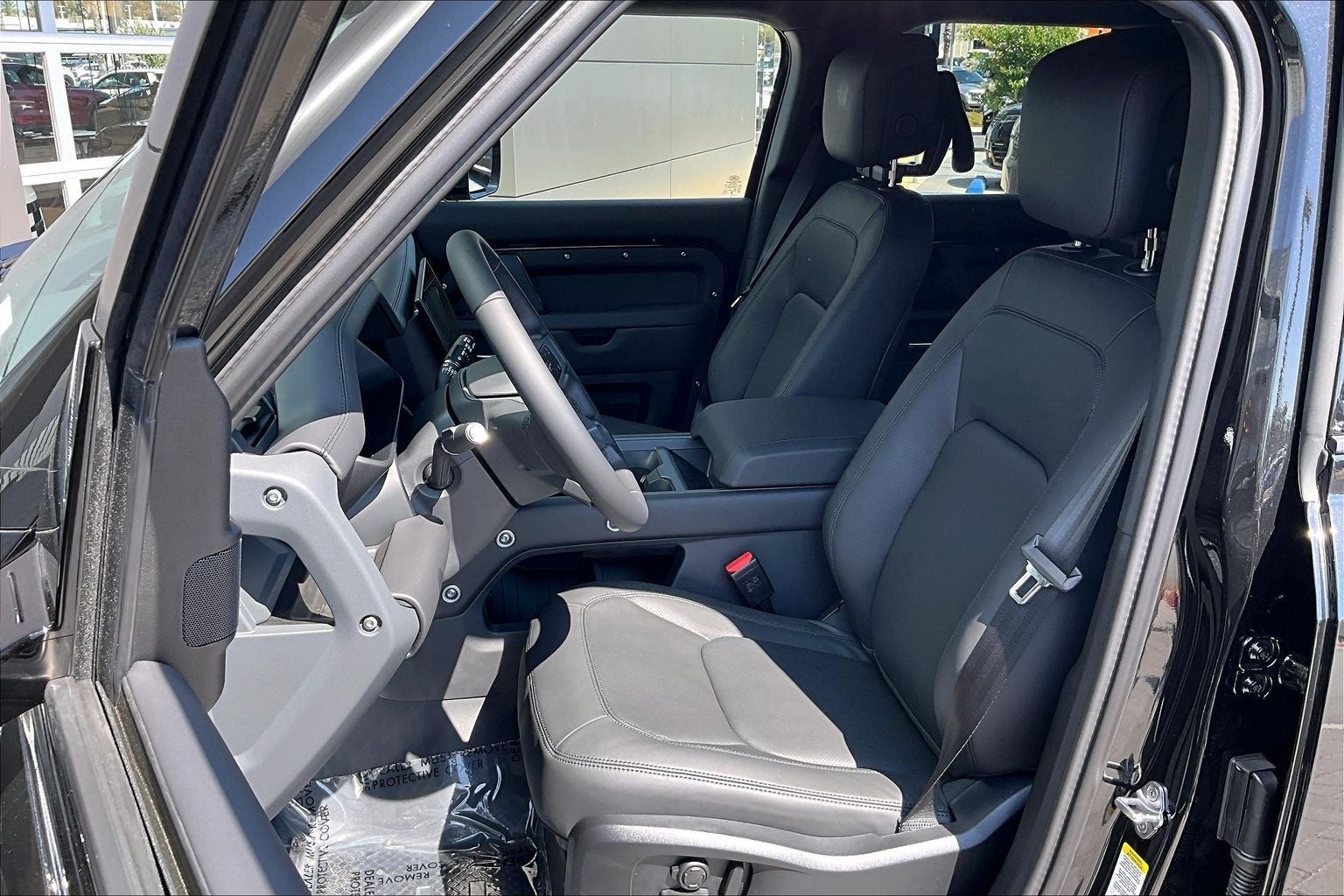 2026 Land Rover Defender 110 X-Dynamic SE