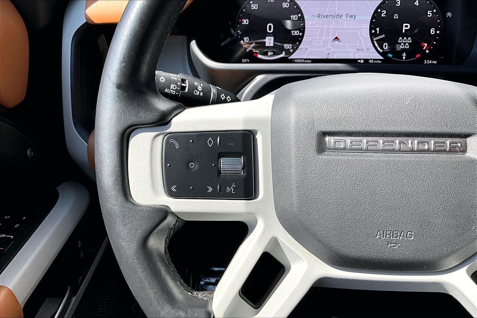 2023 Land Rover Defender 110 X-Dynamic SE