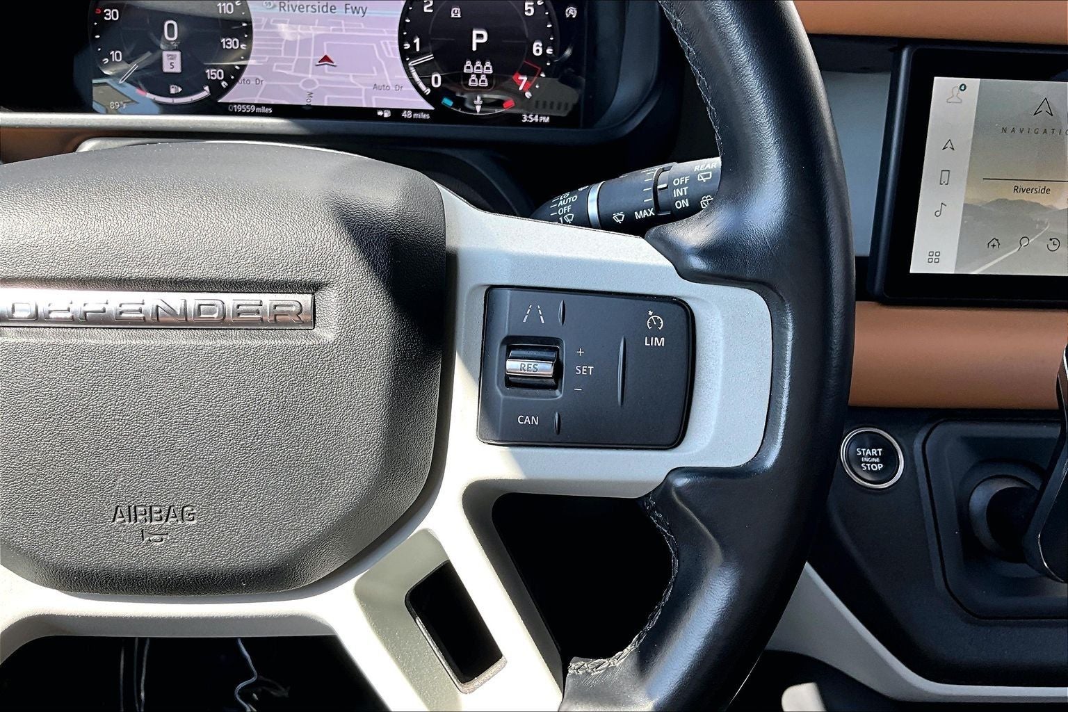 2023 Land Rover Defender 110 X-Dynamic SE
